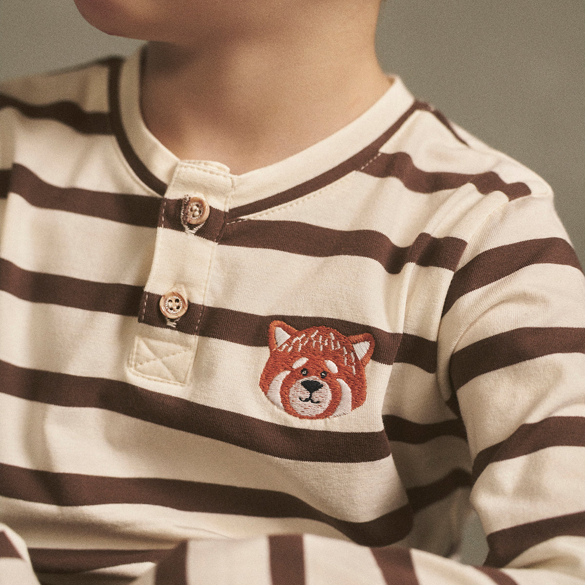 Noe-paita, luonnonvalkoinen