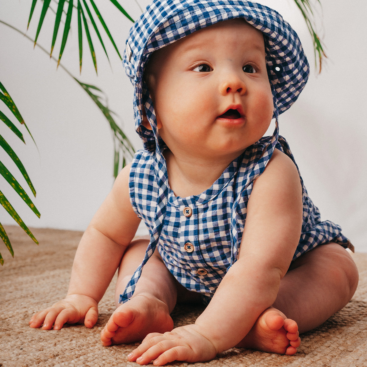 Jun-hattu vauvalle, sininen