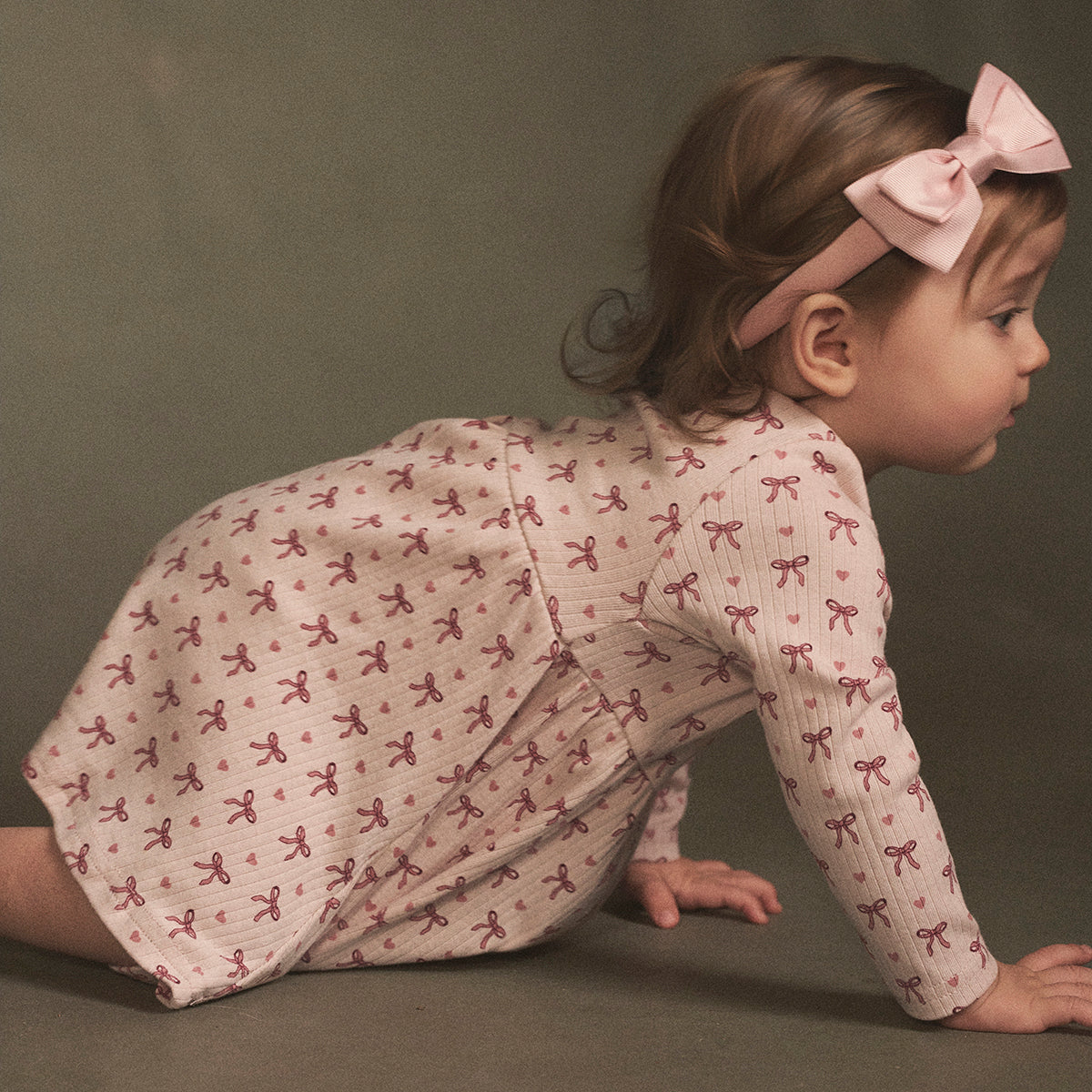 Bowsome-bodymekko vauvalle, roosa