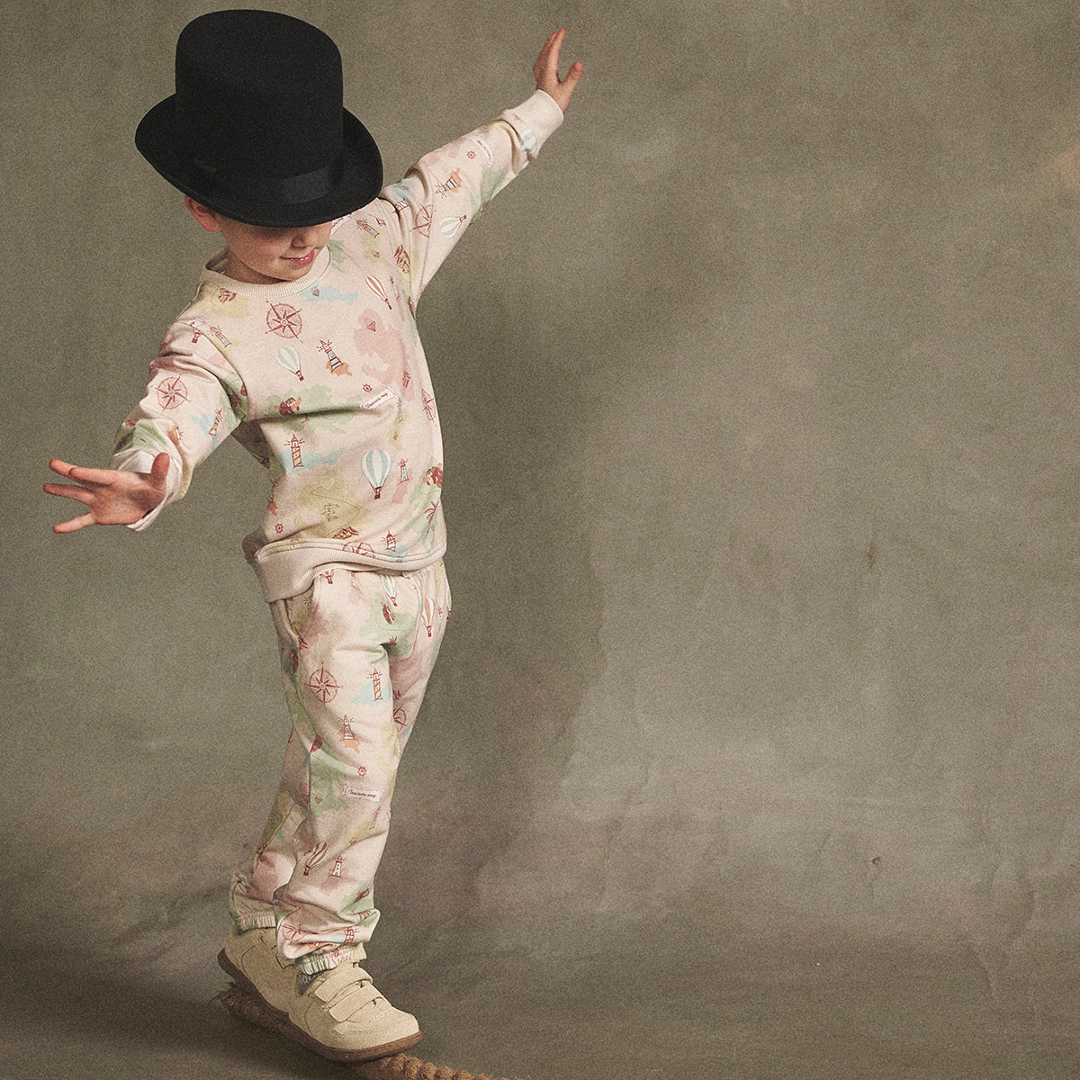 Reitti-collegepaita, beige