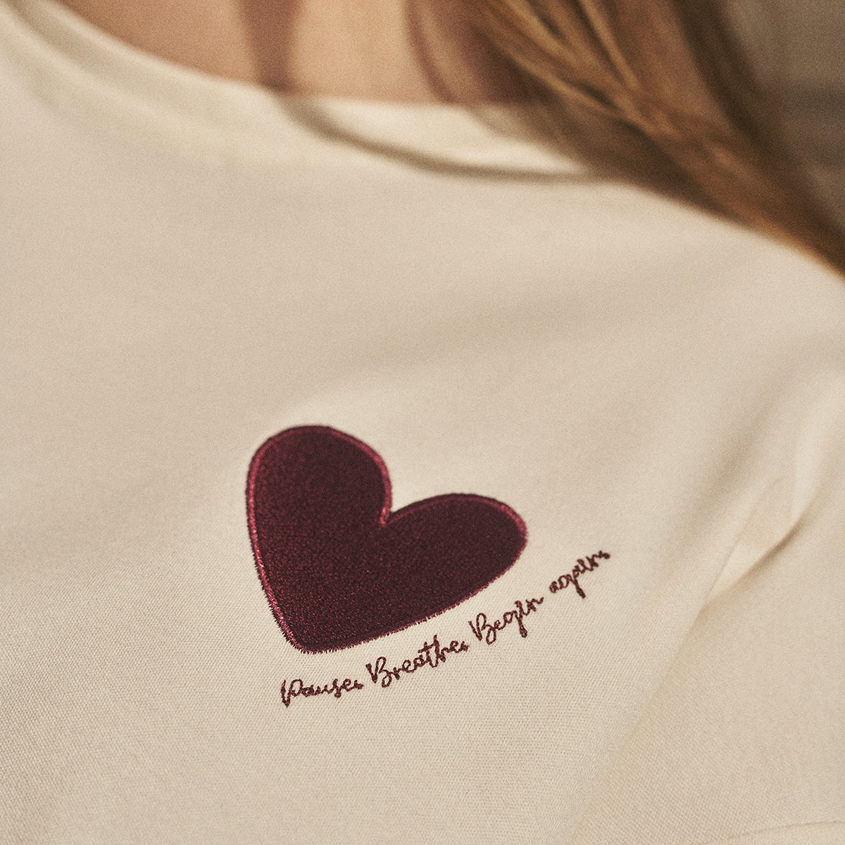 Serena-t-paita, Arvokas, luonnonvalkoinen